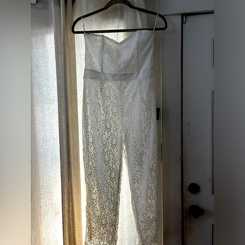 Lulus white strapless lace sequin women’s jumpsuit NWT XL bridal bachelorette